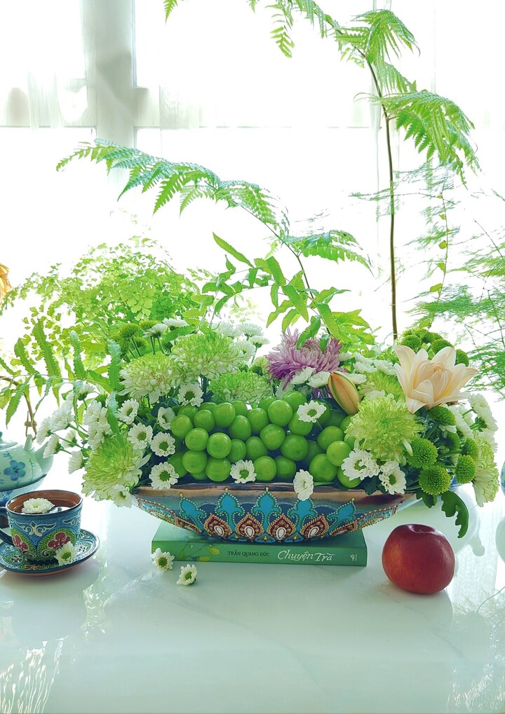 Ngắm những bình hoa cúc cổ đẹp nao lòng của mẹ đảm Hà Nội- Ảnh 10.