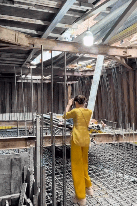 Gia đình ở Hà Nội xây nhà 7 tầng, bỏ thêm 1,5 tỷ để làm hầm cao 3m và thấy hoàn toàn xứng đáng- Ảnh 3. Gia đình ở Hà Nội xây nhà 7 tầng, bỏ thêm 1,5 tỷ để làm hầm cao 3m và thấy hoàn toàn xứng đáng- Ảnh 3.