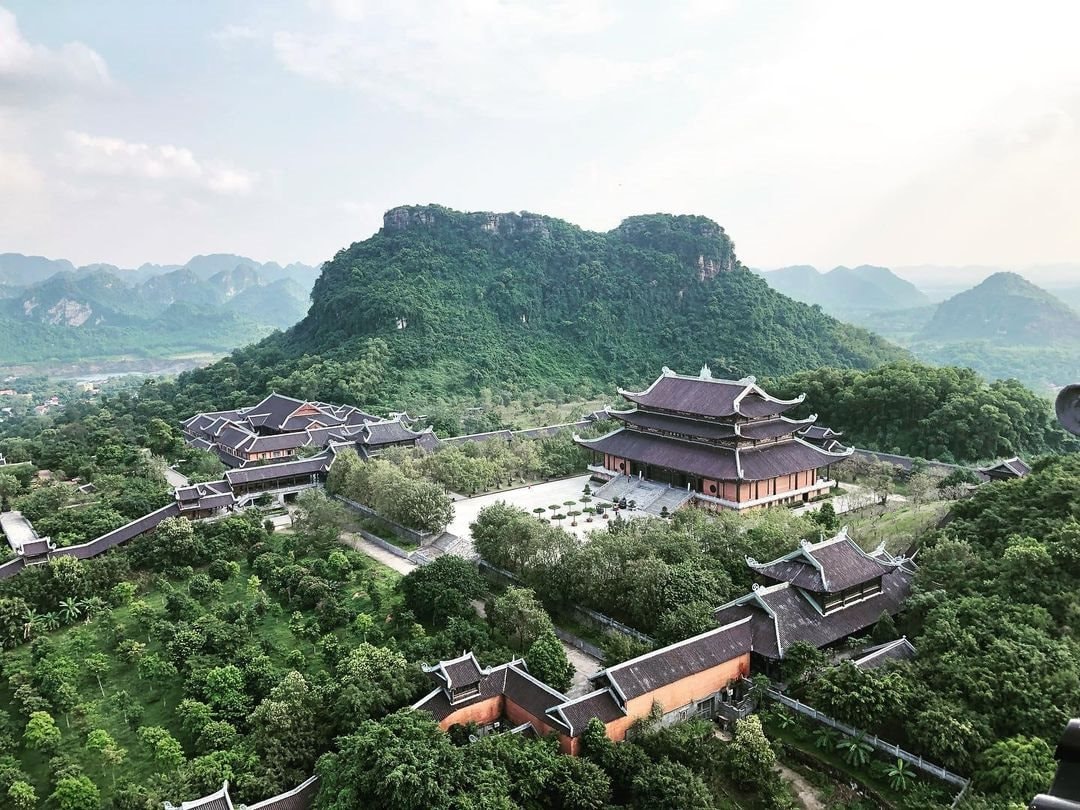 Đại gia Xuân Trường đằng sau loạt công trình tâm linh hút khách mỗi dịp Tết: Vừa tăng vốn DN lên gấp 10 lần, đề xuất xây sân bay Ninh Bình, mở rộng cao tốc Bắc - Nam- Ảnh 2.