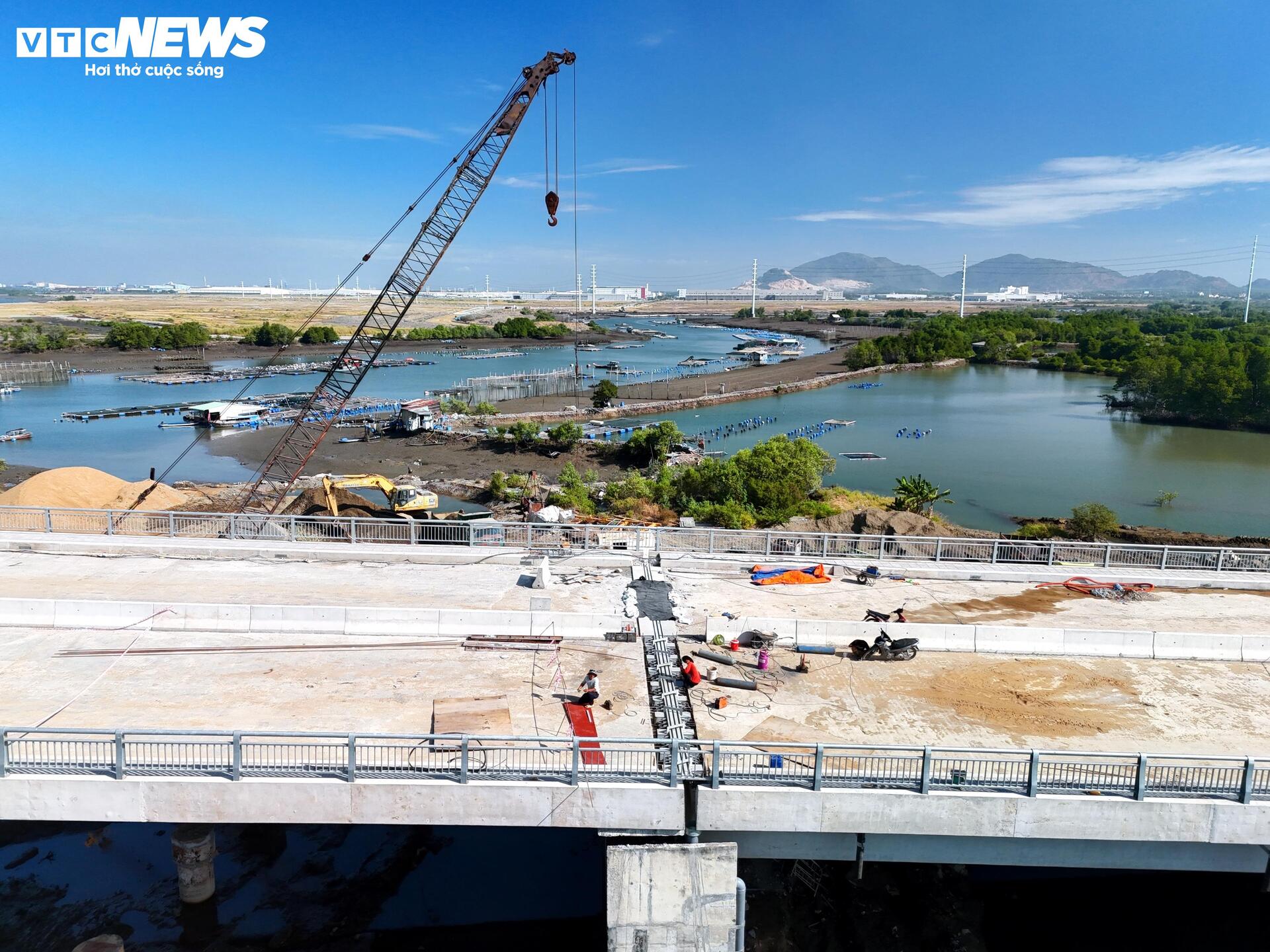 Hiện trạng đường nối siêu cảng Cái Mép với khu công nghiệp ở TP.HCM- Ảnh 9.