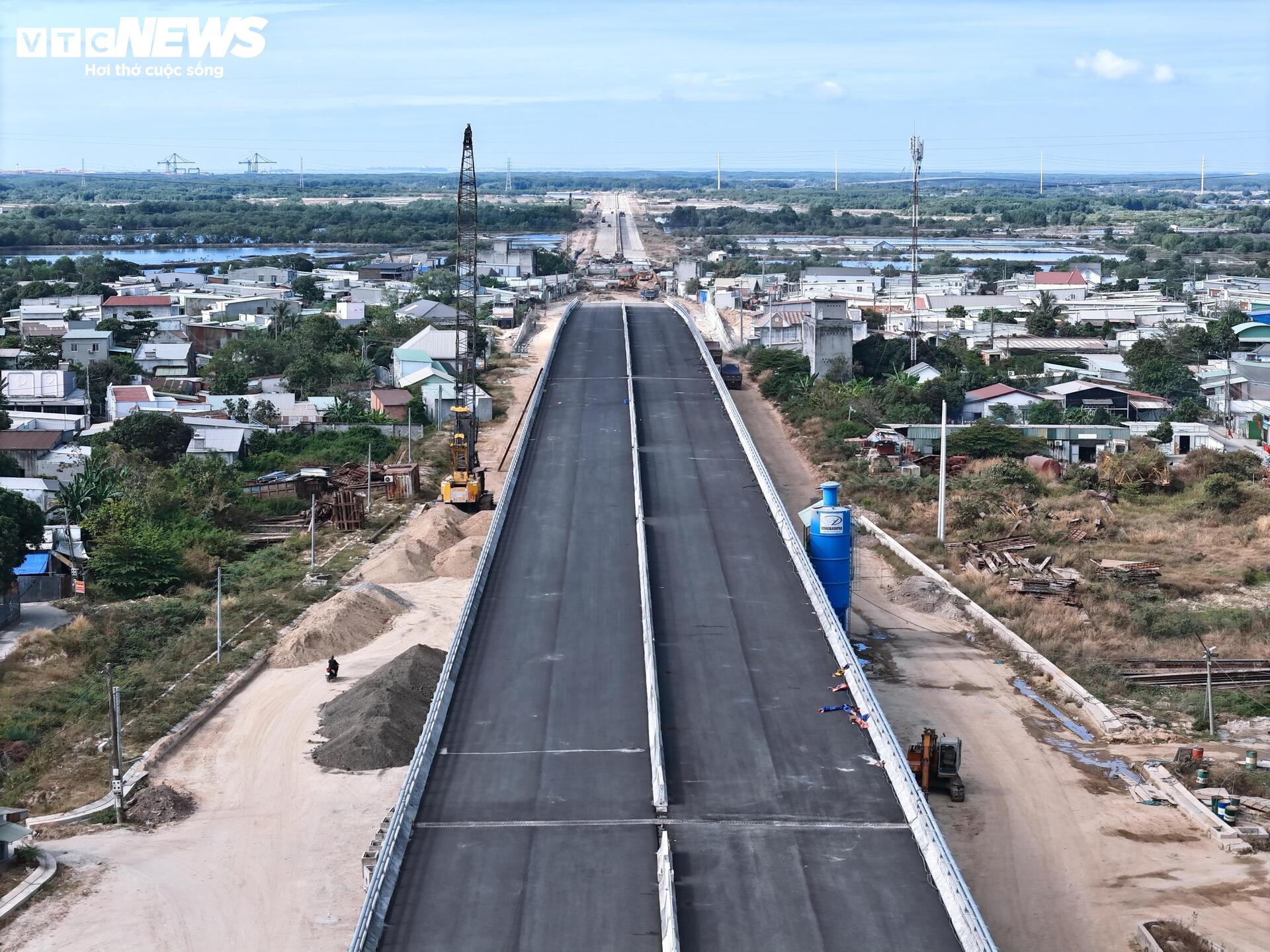 Hiện trạng đường nối siêu cảng Cái Mép với khu công nghiệp ở TP.HCM- Ảnh 7.