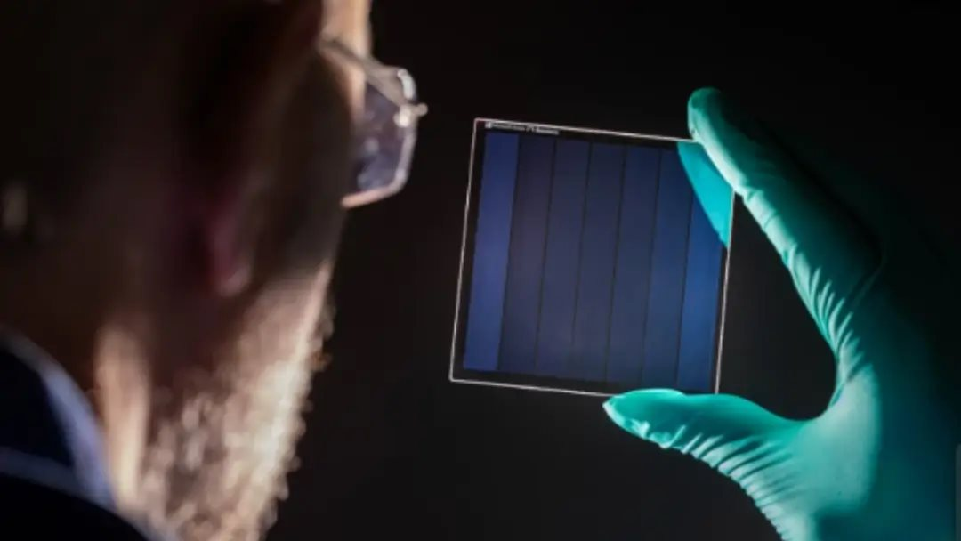 Microsoft phát minh tấm kính kỳ diệu giải bài toán "10 thiên niên kỷ": Cú nhảy vọt chưa từng có của nhân loại- Ảnh 1.