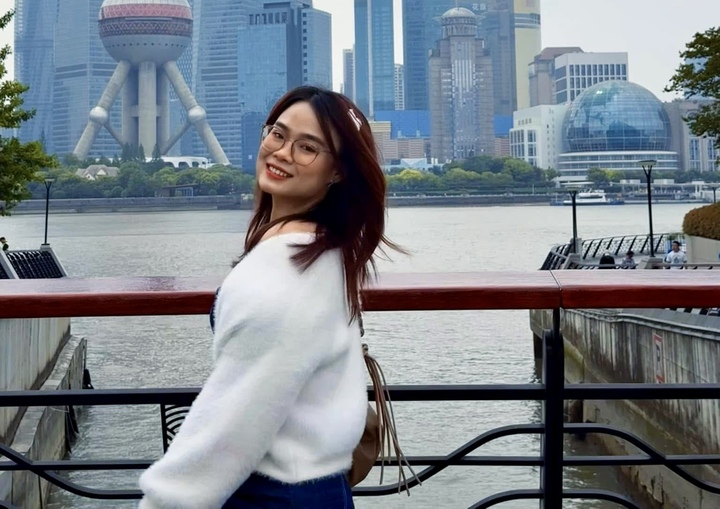 Cô gái tự nhận là 'công nhân vắt sữa' giành học bổng toàn phần Chính phủ Úc- Ảnh 1.