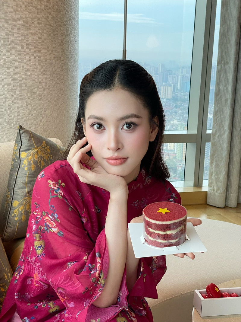 Hoa hậu được Trấn Thành săn đón nhất: Đóng 3 phim trăm tỷ cả 3, được báo Hàn tung hô là “nữ hoàng nhan sắc”- Ảnh 7.