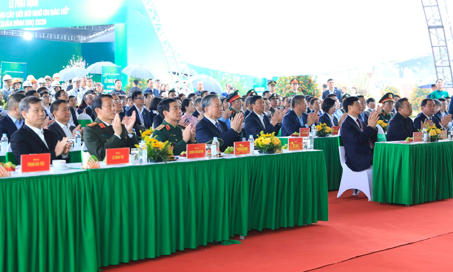 Tổng Bí thư Tô Lâm: Không hy sinh không gian xanh cho dự án thương mại thiếu bền vững- Ảnh 1.