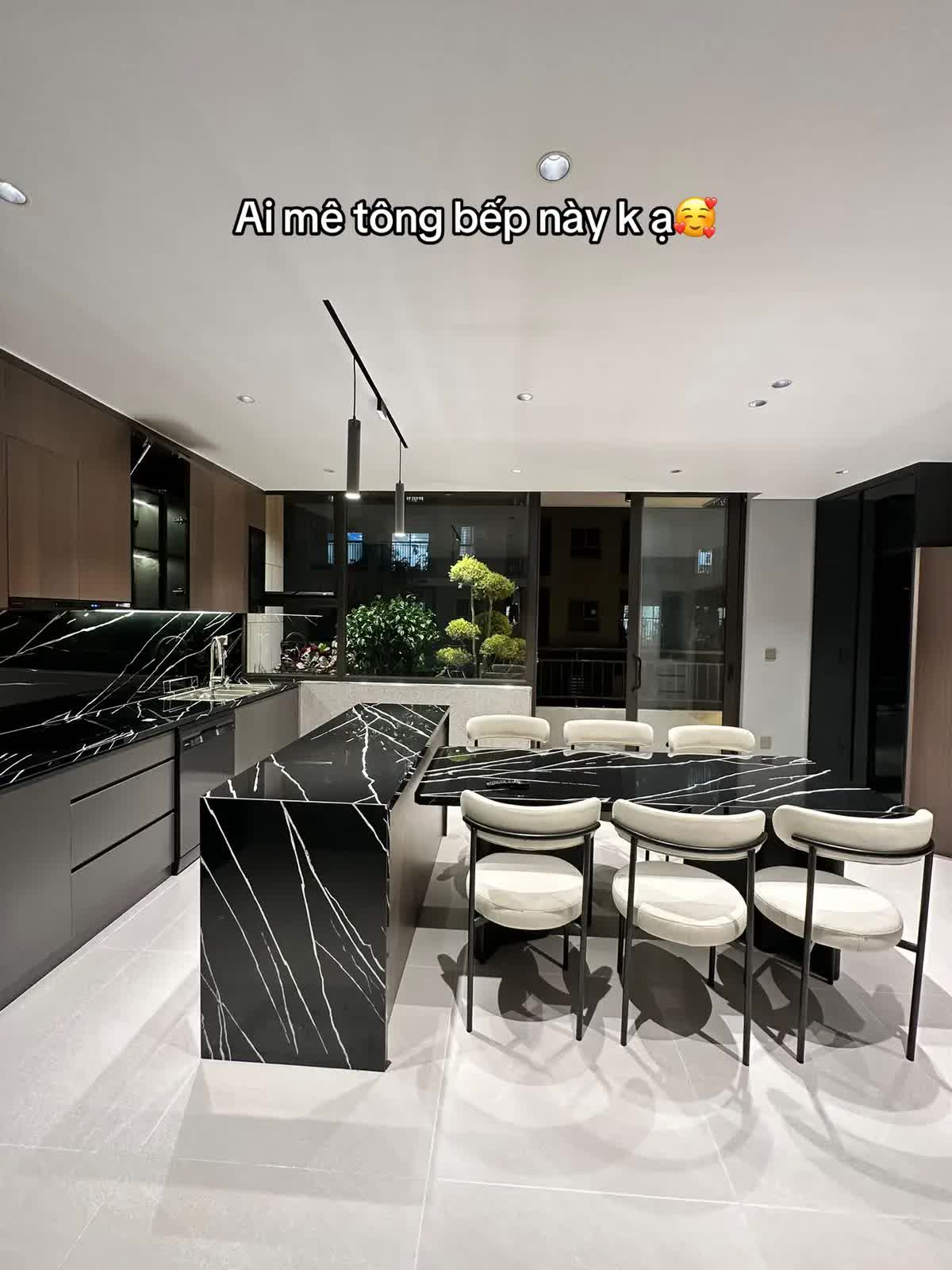 Gia đình ở Hà Nội xây nhà 7 tầng, bỏ thêm 1,5 tỷ để làm hầm cao 3m và thấy hoàn toàn xứng đáng- Ảnh 15. Gia đình ở Hà Nội xây nhà 7 tầng, bỏ thêm 1,5 tỷ để làm hầm cao 3m và thấy hoàn toàn xứng đáng- Ảnh 15.