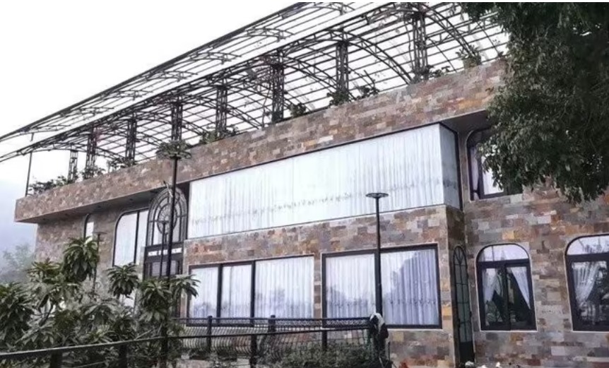 Nữ NSND trẻ nhất Việt Nam đón Tết rực rỡ trong biệt phủ 8000m²- Ảnh 6.