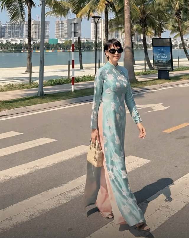 Văn Hậu du xuân cùng nhà vợ, mẹ Doãn Hải My gây sốt vì visual trẻ đẹp, một chín một mười với con - Ảnh 5.