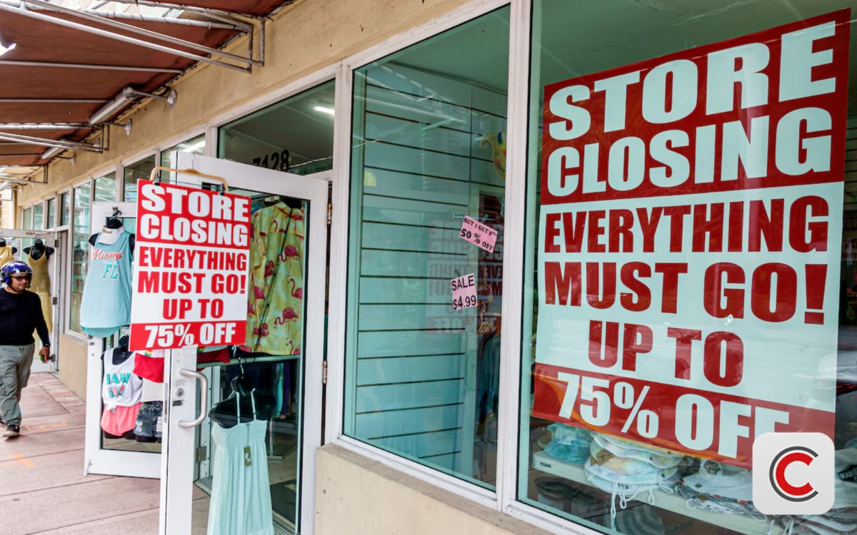 Thêm 1 thương hiệu thời trang 150 tuổi đóng cửa hàng trăm chi nhánh, xả kho giảm giá 75% vì khó khăn- Ảnh 1.