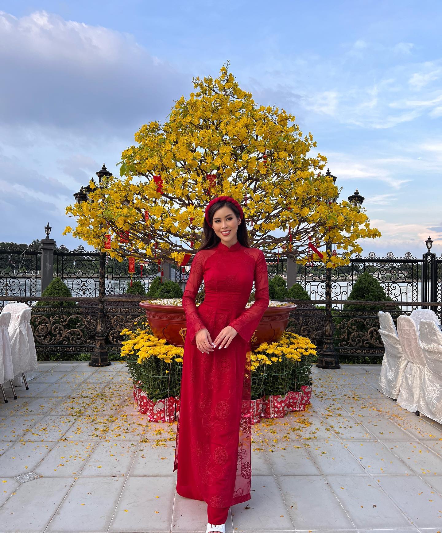 Cảnh dát vàng trong biệt thự nhà tỷ phú Johnathan Hạnh Nguyễn - Ảnh 15.