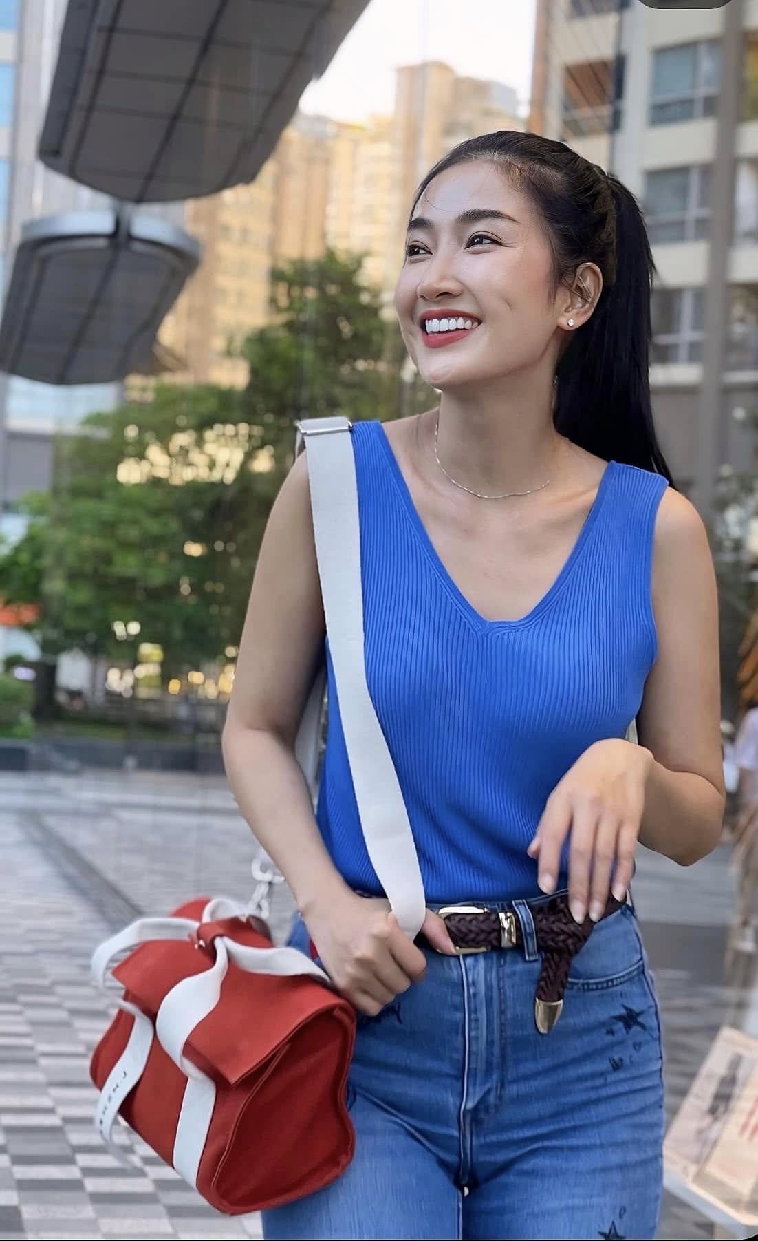 Tuổi 42 của mỹ nhân đẹp nhất miền Tây- Ảnh 17.