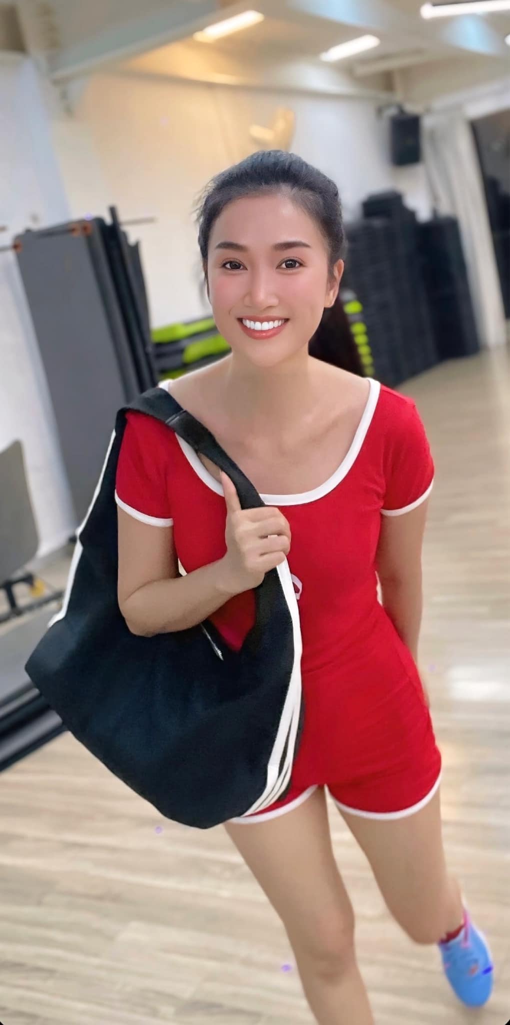 Tuổi 42 của mỹ nhân đẹp nhất miền Tây- Ảnh 5.