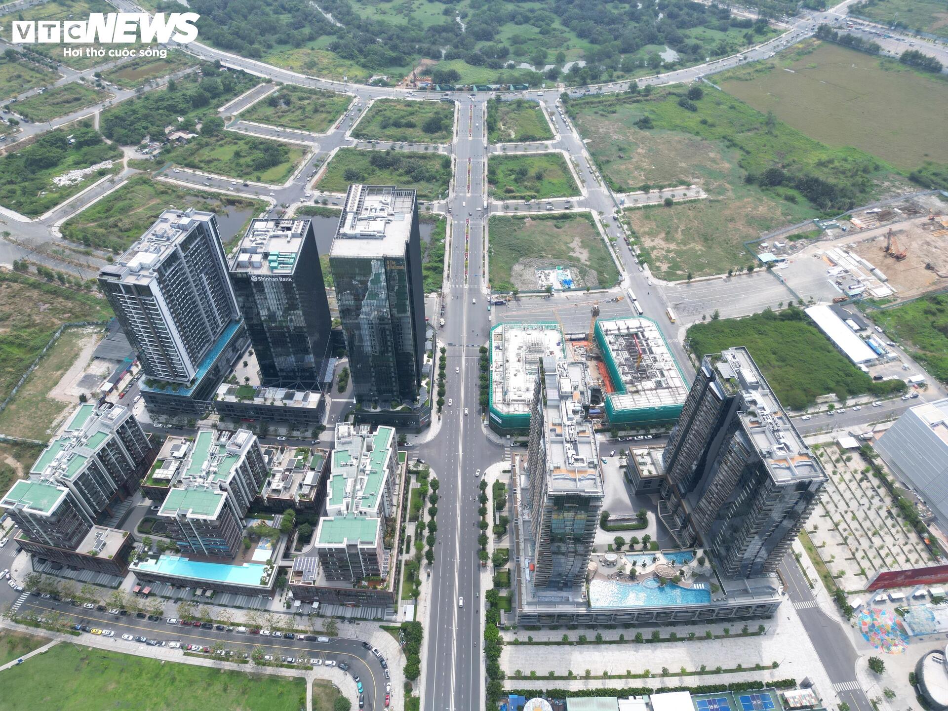 Cận cảnh khu 'đất vàng' được đề xuất xây tháp 99 tầng cao nhất Việt Nam- Ảnh 4.