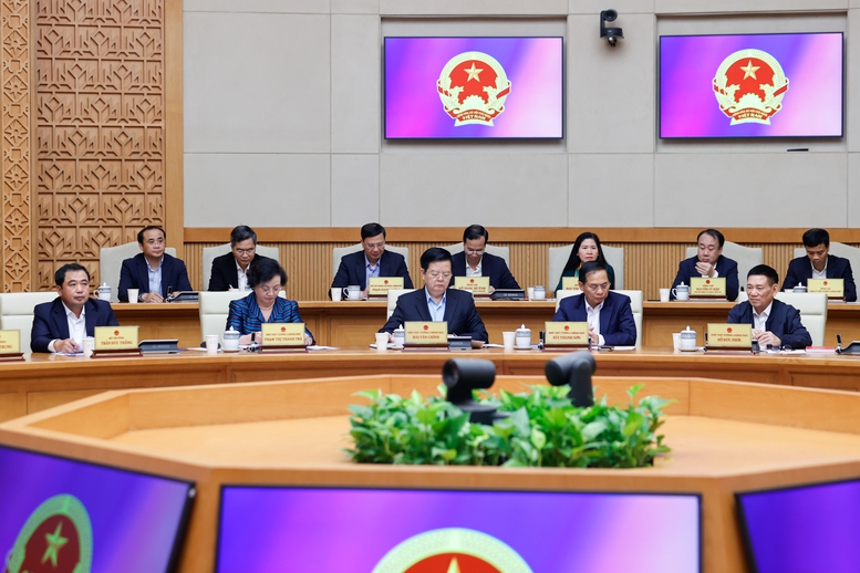 Khẩn trương trình ban hành Chỉ thị của Thủ tướng đôn đốc thực hiện nhiệm vụ trọng tâm sau Tết- Ảnh 5.