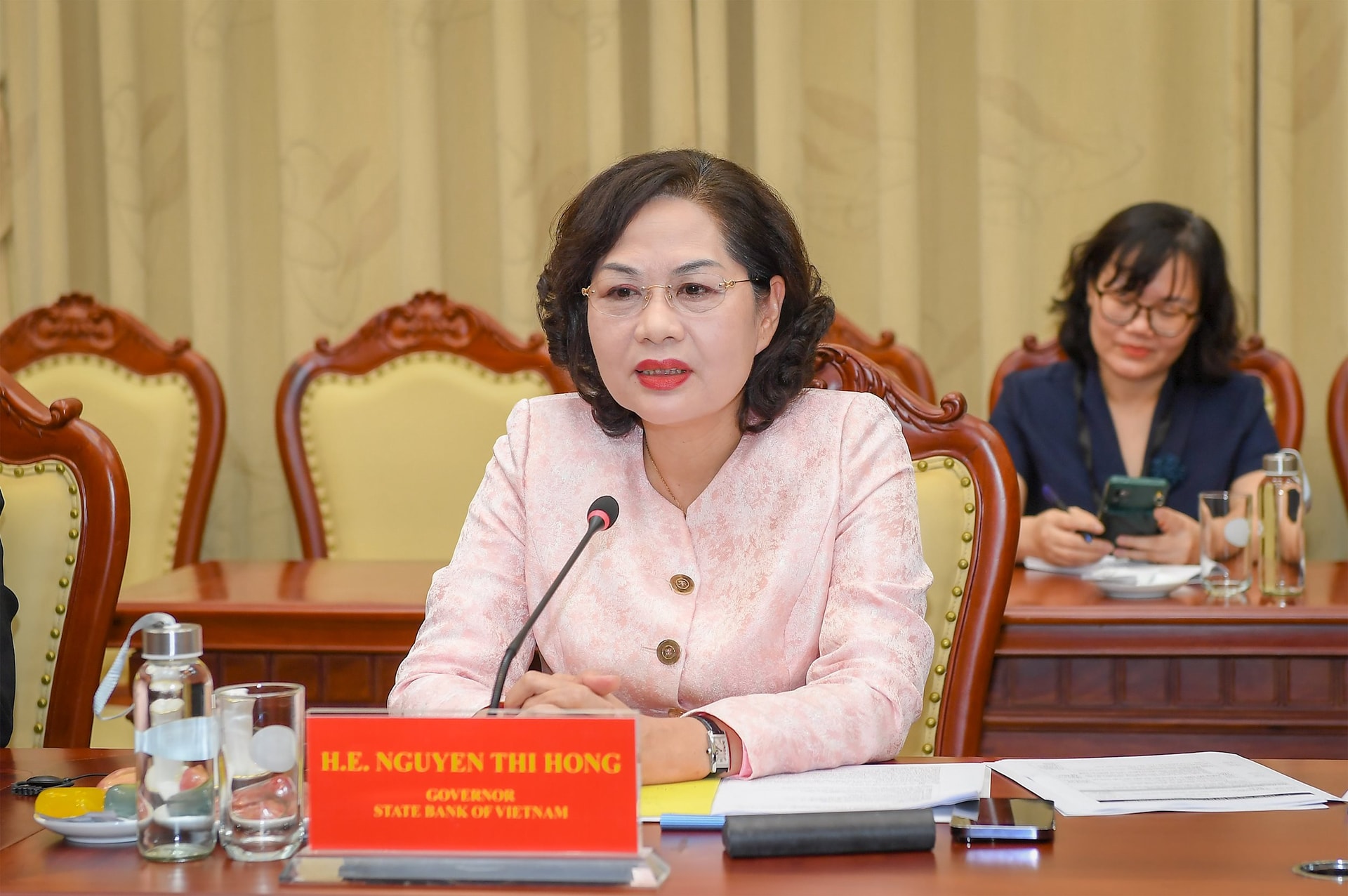 Thống đốc Nguyễn Thị Hồng cùng chủ tịch Vietcombank, Agribank và nhiều nhân sự ngành Ngân hàng ứng cử Quốc hội khóa XVI - Ảnh 1.