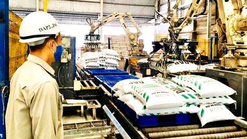 Doanh nghiệp lớn nhất Việt Nam và 3 tập đoàn khác "nhận lệnh" từ Phó Thủ tướng: Phải làm được việc này trong năm 2026 - Ảnh 3. Doanh nghiệp lớn nhất Việt Nam và 3 tập đoàn khác "nhận lệnh" từ Phó Thủ tướng: Phải làm được việc này trong năm 2026 - Ảnh 3.