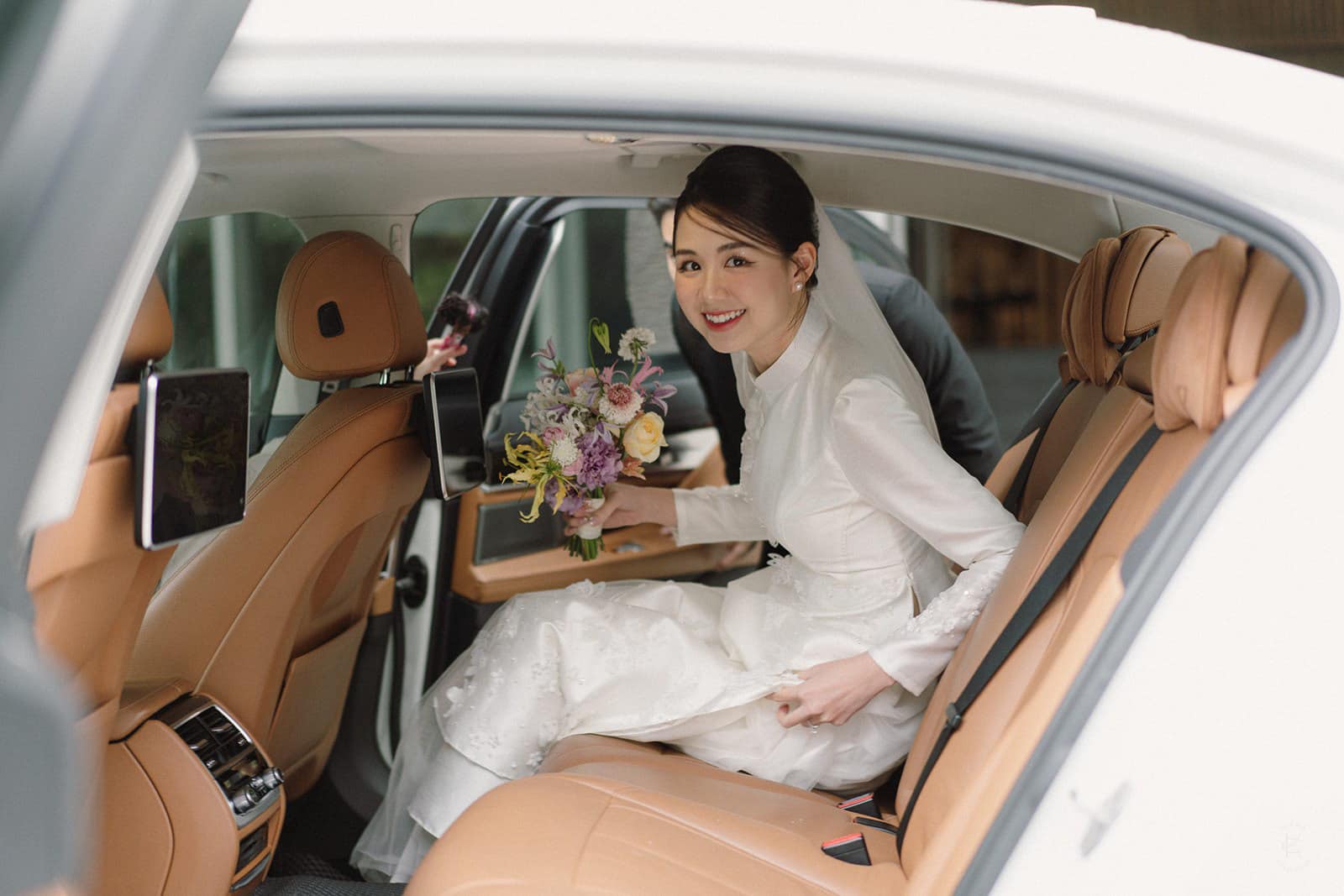 4 mỹ nhân số hưởng, cưới chồng được sở hữu luôn tiệm vàng - Ảnh 11.