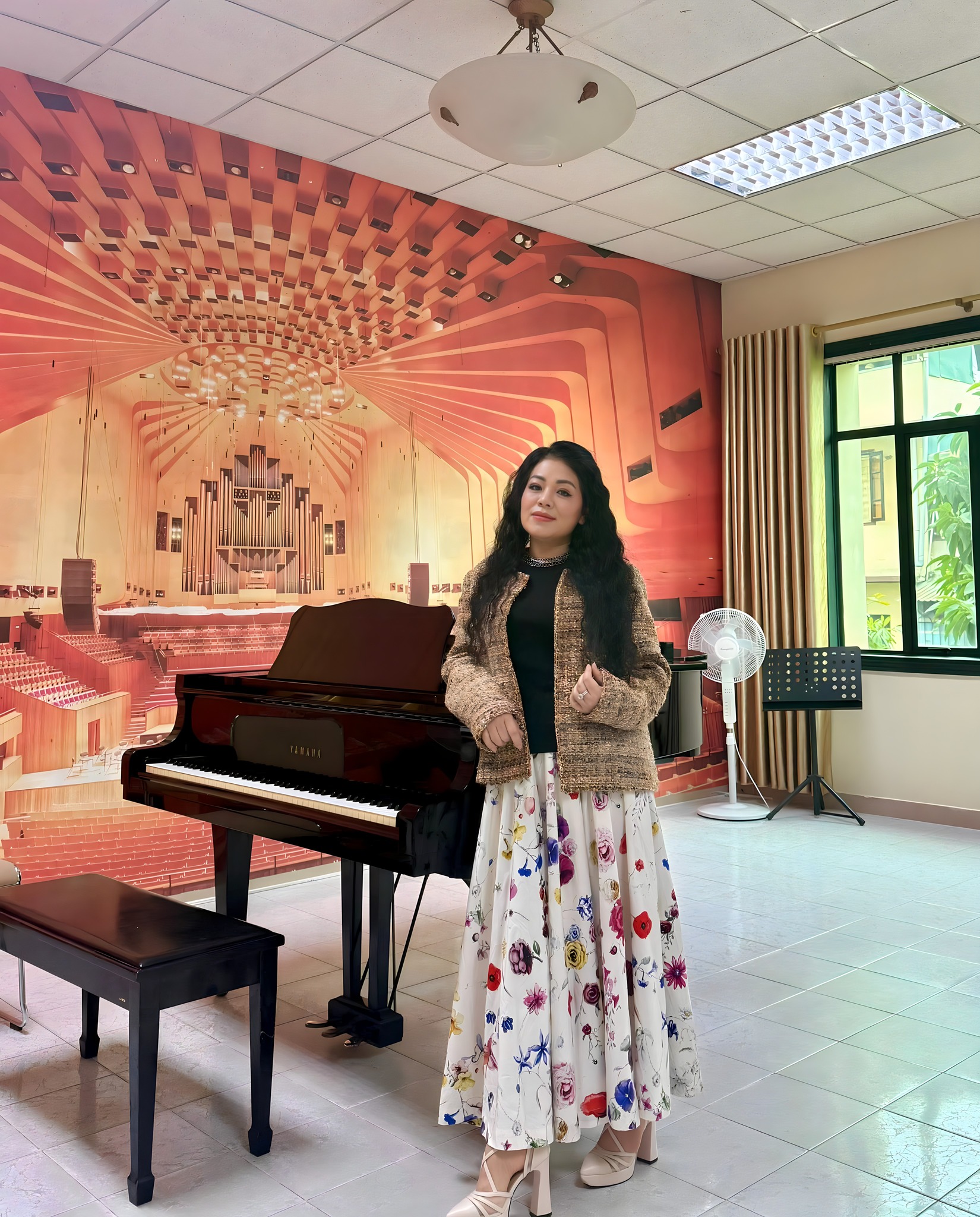 “Nữ hoàng nhạc đỏ” có học vị Tiến sĩ, làm mẹ đơn thân nuôi 4 con, luôn nghĩ sẽ cô đơn suốt đời - Ảnh 5.