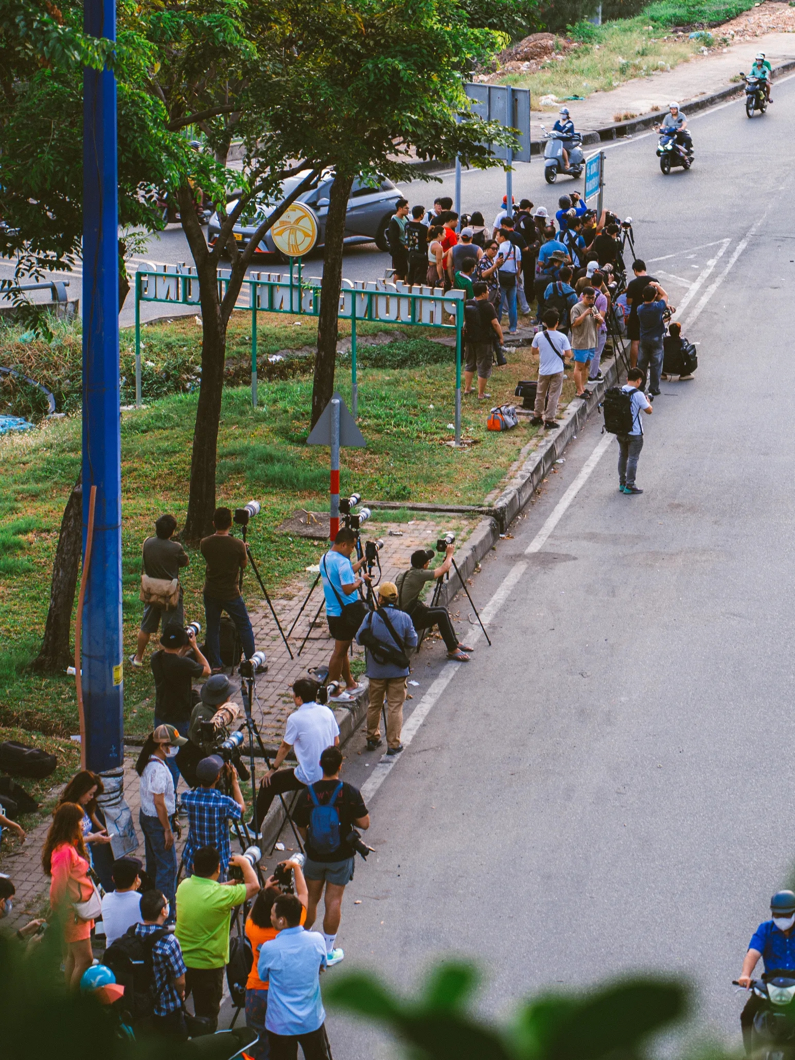 Mặt trời “mở fan meeting” tại Việt Nam khiến nửa giới nhiếp ảnh Sài Gòn vác tài sản trăm triệu ra chầu chực - Ảnh 6.