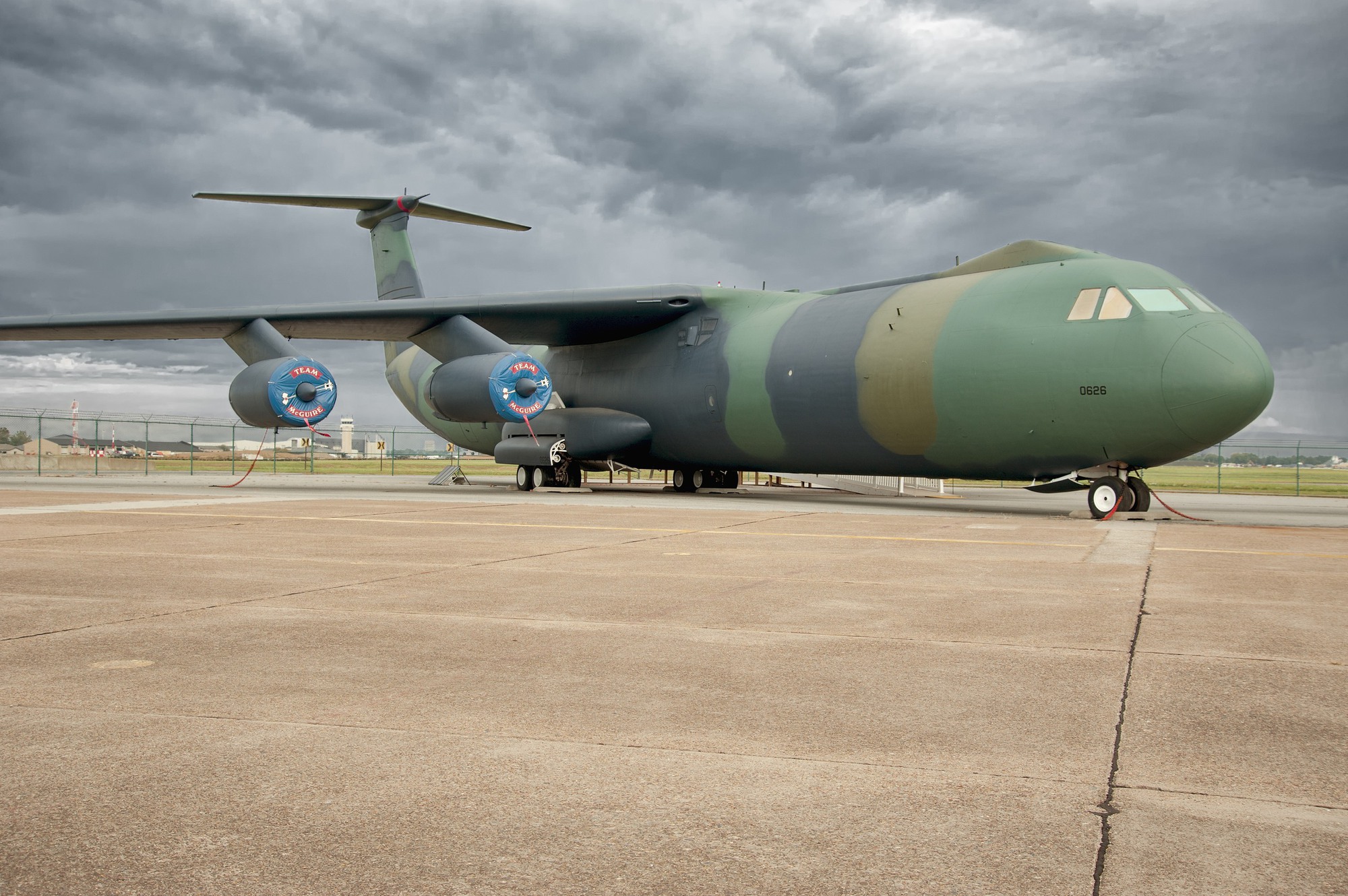 Người đàn ông quyền lực nhất Lockheed Martin - Ảnh 2.