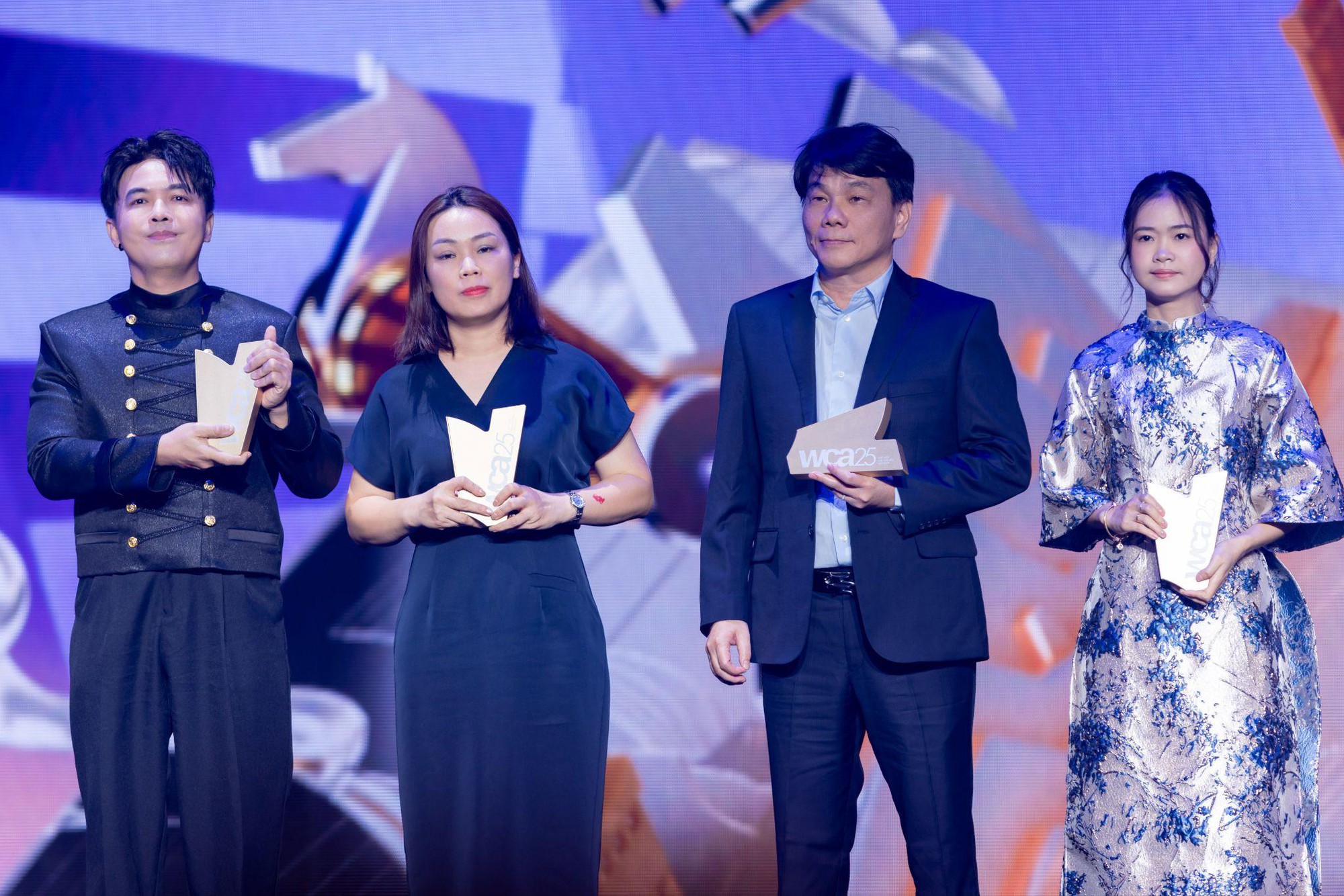 Vươn tầm, tử tế và bền vững: Doanh nghiệp cùng viết tiếp câu chuyện Việt Nam tại Gala WeChoice Awards 2025 - Ảnh 3.