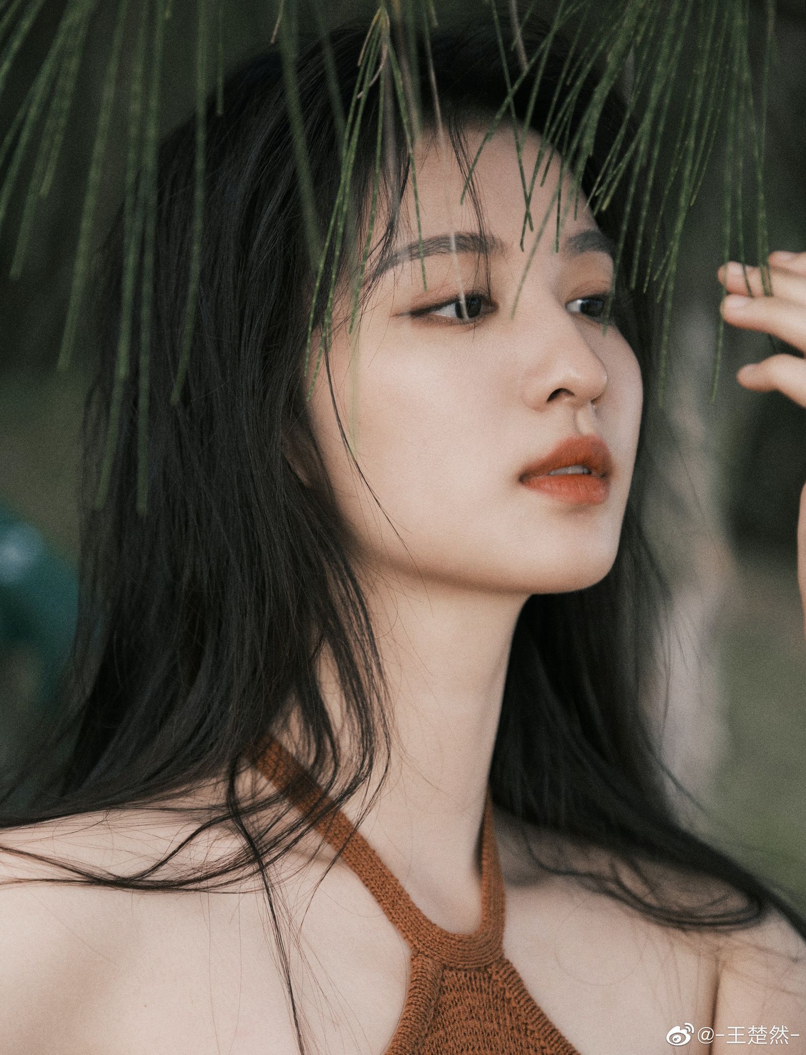 Đằng sau vẻ đẹp thần tiên tỷ tỷ của mỹ nhân mệnh danh "Tiểu Lưu Diệc Phi" là bí quyết giữ da trong veo khiến ai cũng muốn học theo- Ảnh 6.