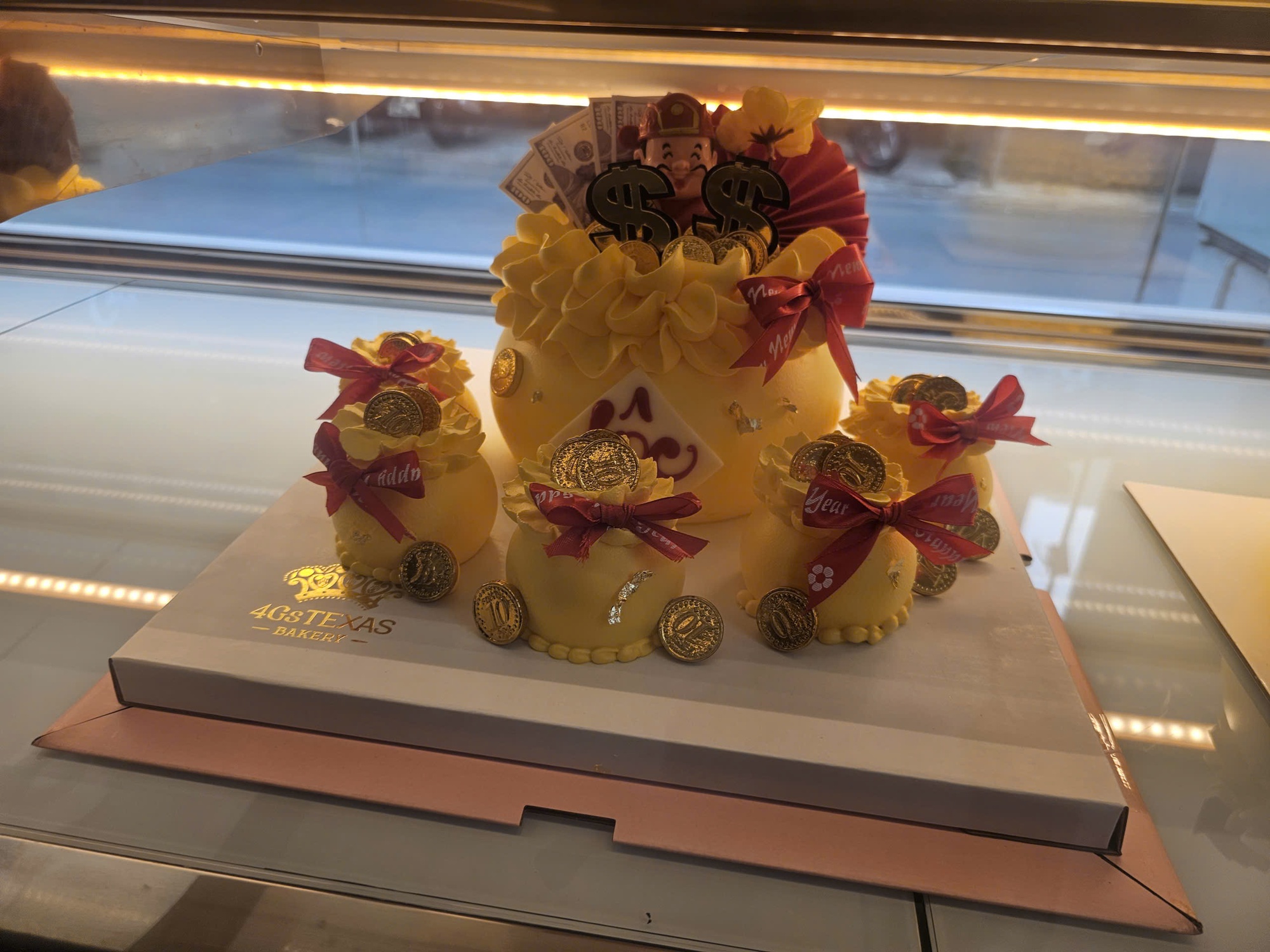 Những mặt hàng “ cháy hàng ” dịp vía Thần Tài 2026 Ngòai vàng bạc - Ảnh 4.