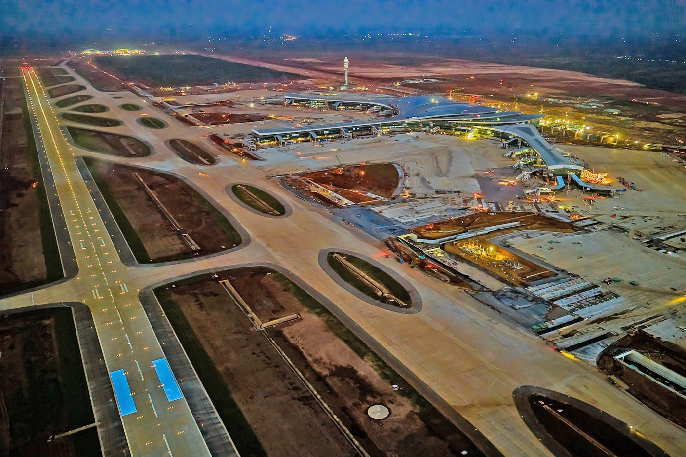 Sân bay Long Thành 16 tỷ USD được quyết định ra sao, đầu tư thế nào?- Ảnh 5.