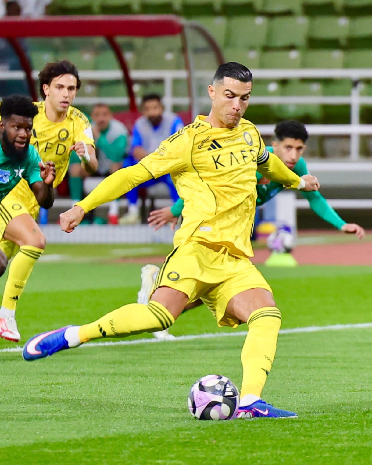 Ronaldo dạo này thế nào?- Ảnh 1.