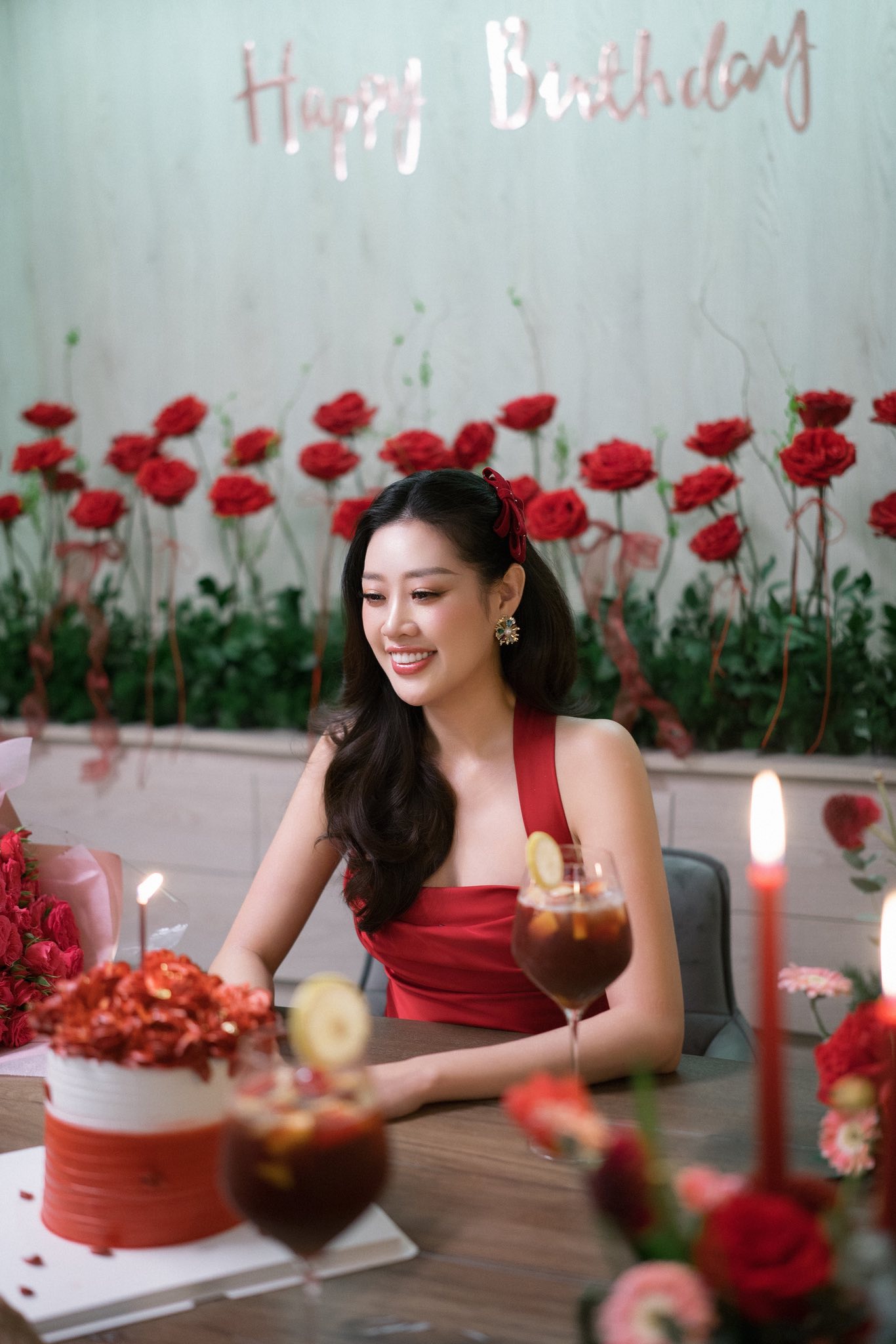 Chồng hơn 17 tuổi làm gì mà khiến Hoa hậu Khánh Vân bật khóc? - Ảnh 4.