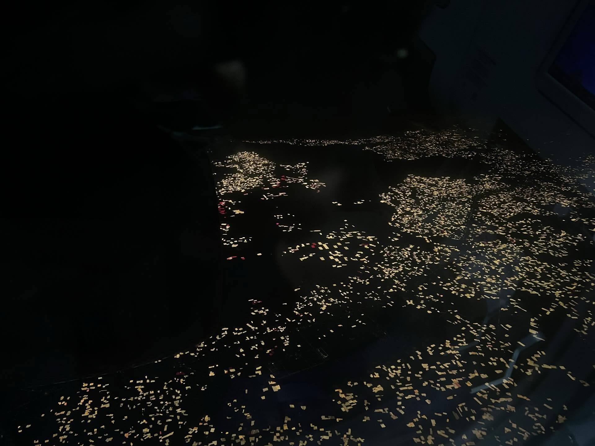 Cảnh tượng phi thường nhìn từ máy bay hóa ra là đặc sản Việt Nam! - Ảnh 1.