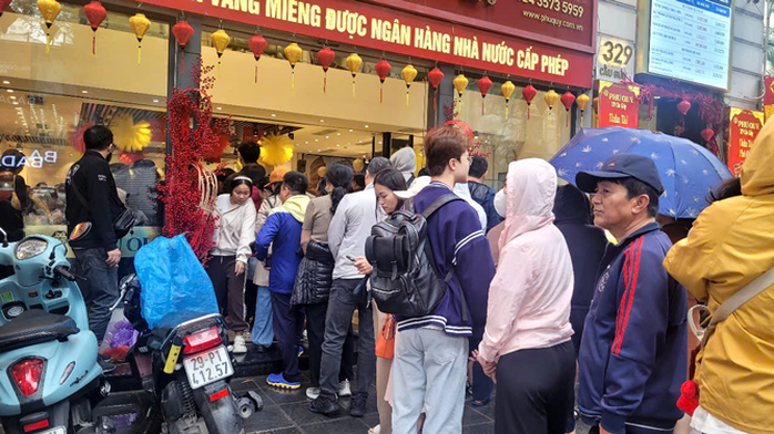 Thị trường vàng, bạc tiếp tục nóng- Ảnh 1.