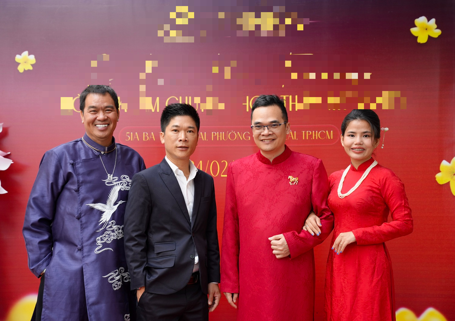 Đầu năm mới, hàng loạt nghệ sĩ tới chúc mừng Hoàng Mập- Ảnh 2.