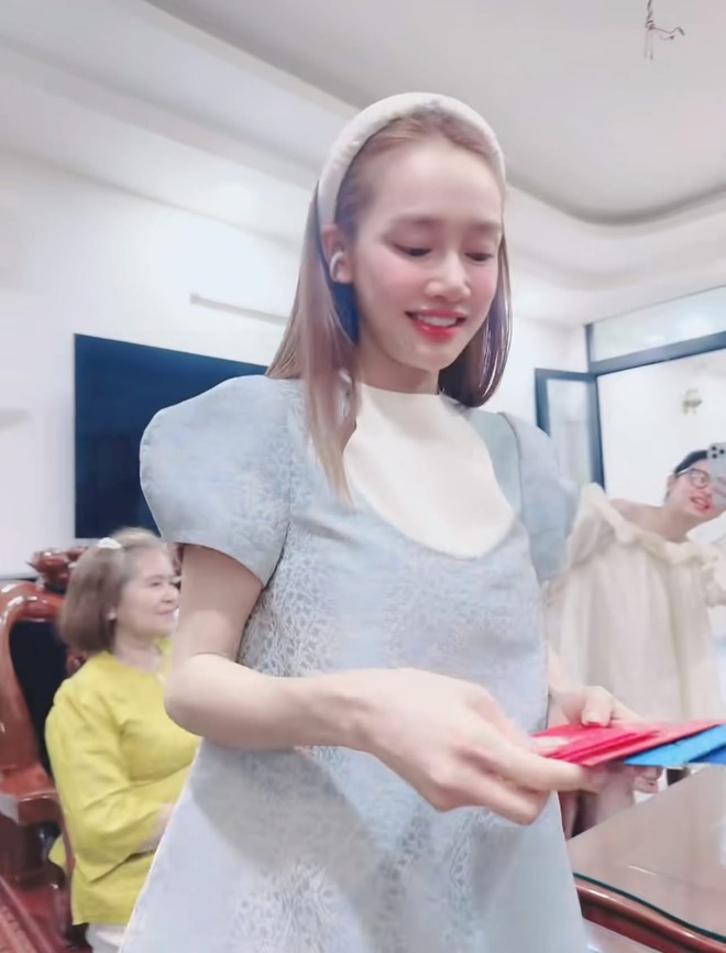 Đáng lo cho Nhã Phương- Ảnh 3.