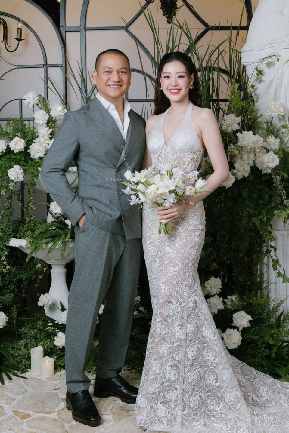 Chồng hơn 17 tuổi làm gì mà khiến Hoa hậu Khánh Vân bật khóc? - Ảnh 9.