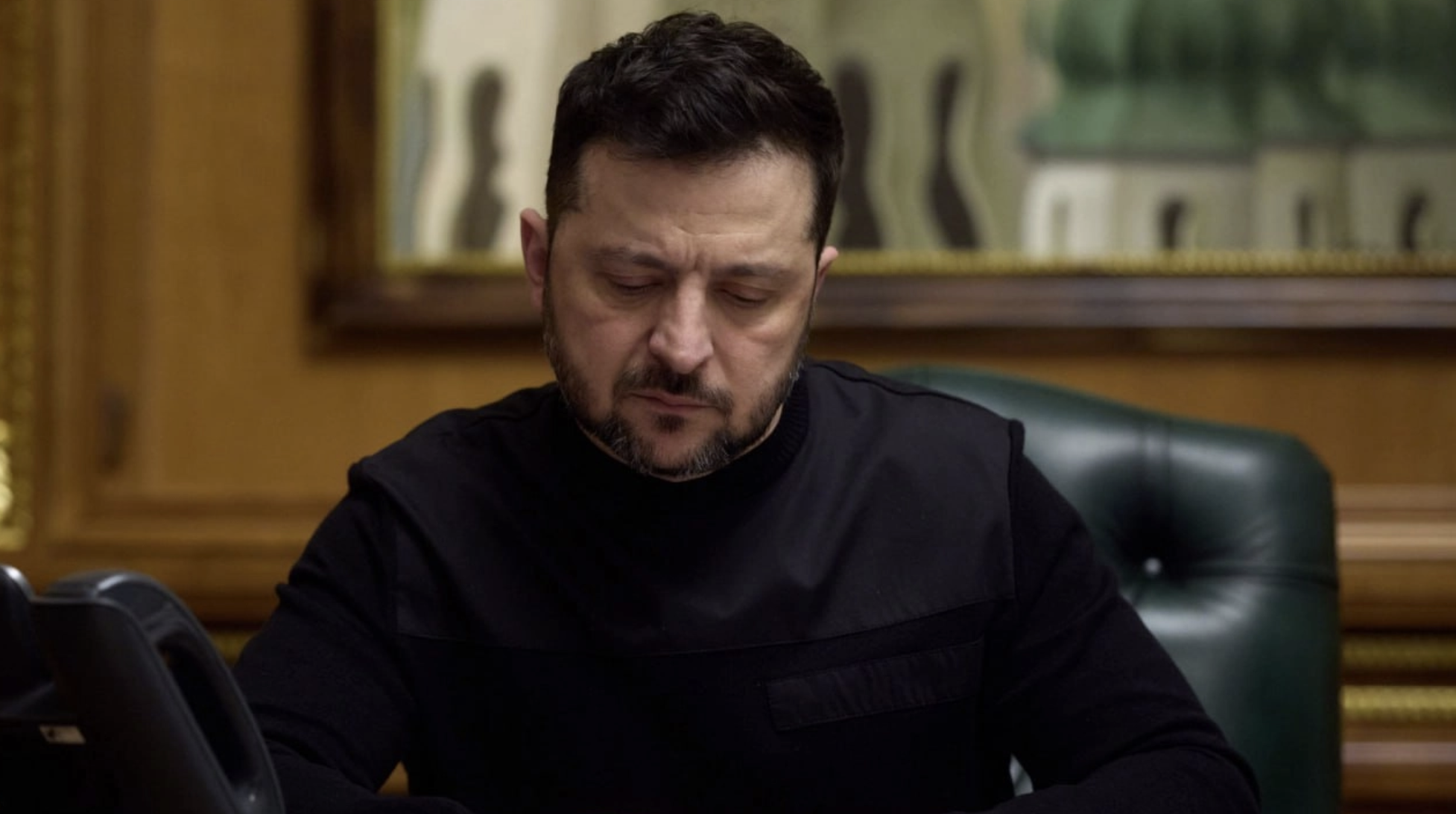 Tổng thống Ukraine nói gì khi điện đàm với ông Donald Trump? - Ảnh 1.