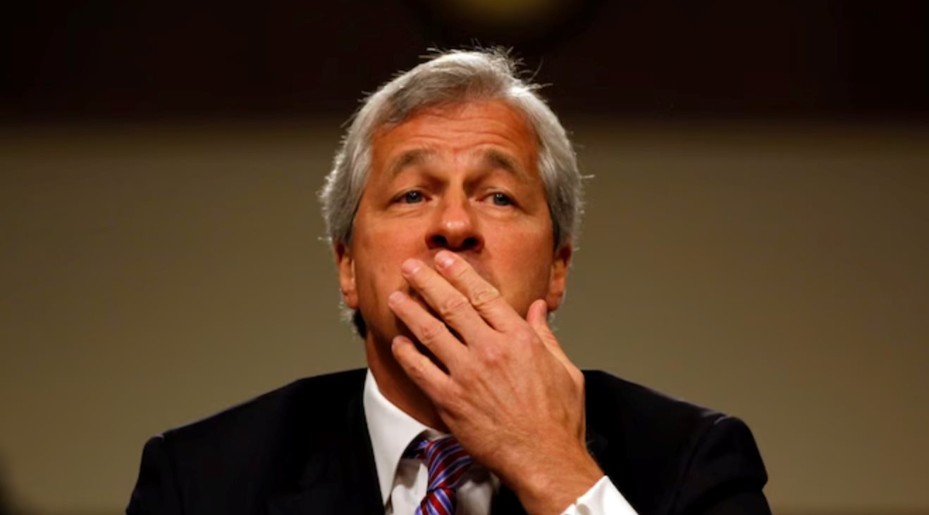 CEO JP Morgan: Nhiều ngân hàng đang làm điều tồi tệ, làn sóng vỡ nợ của người đi vay sẽ sớm diễn ra- Ảnh 2.