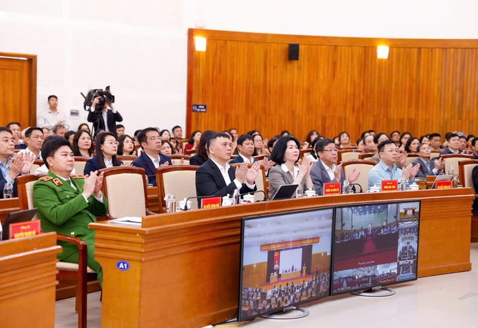 Bí thư Thành ủy Hà Nội: Kiểm soát giá nhà, biến thủ đô thành nơi đáng sống, đáng đến- Ảnh 3.