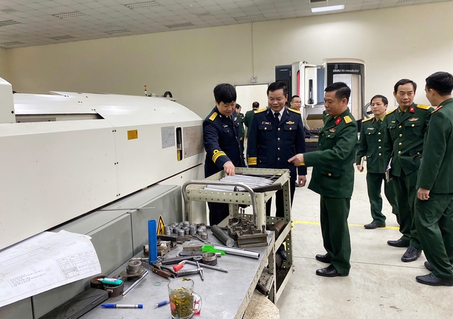 Việt Nam lập thành tích đóng tàu, Bộ Quốc phòng ra chỉ thị: Hé lộ điều làm được với loạt tàu quân sự cỡ lớn- Ảnh 3.