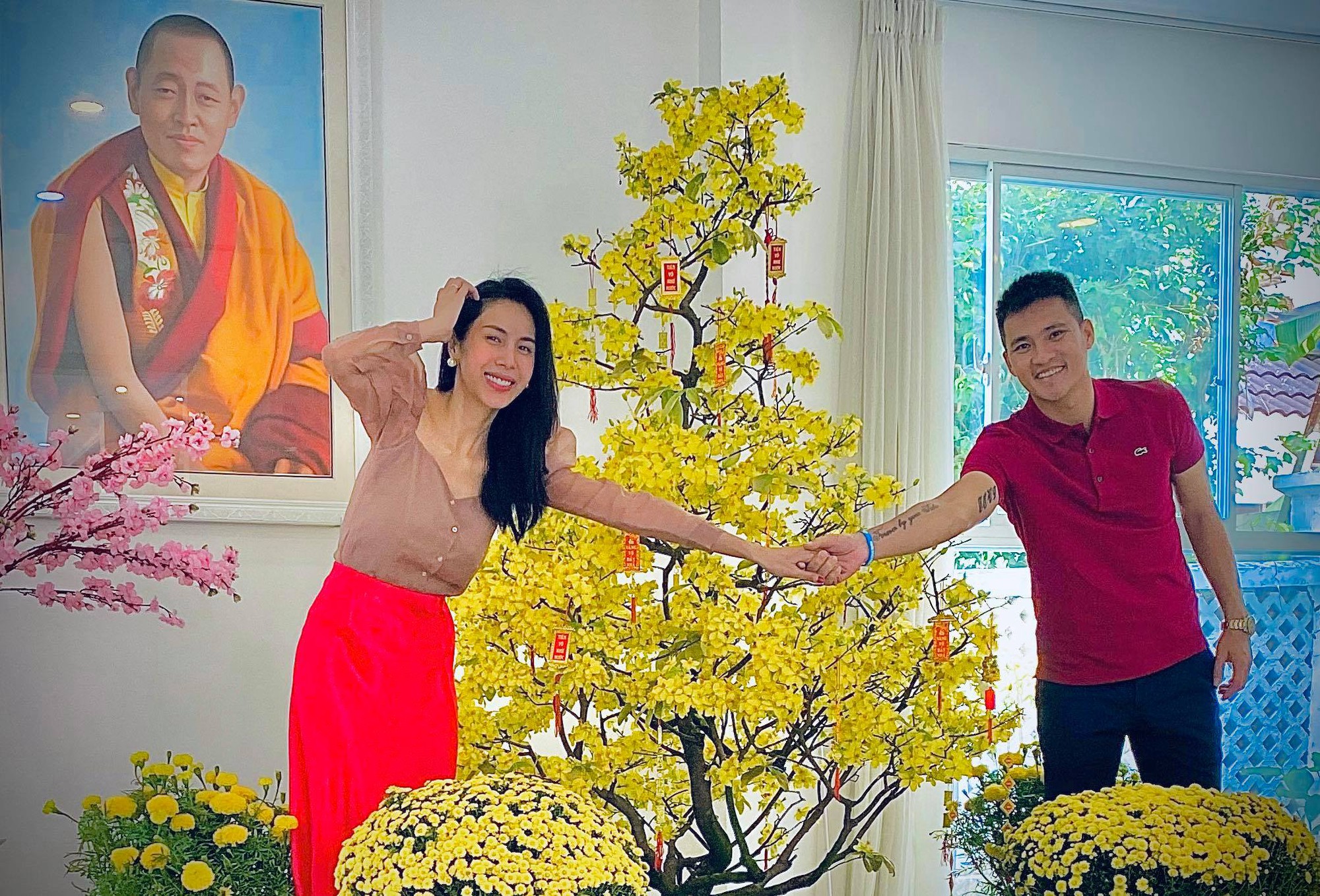 Cái Tết lạ của Công Vinh - Thủy Tiên  - Ảnh 2.