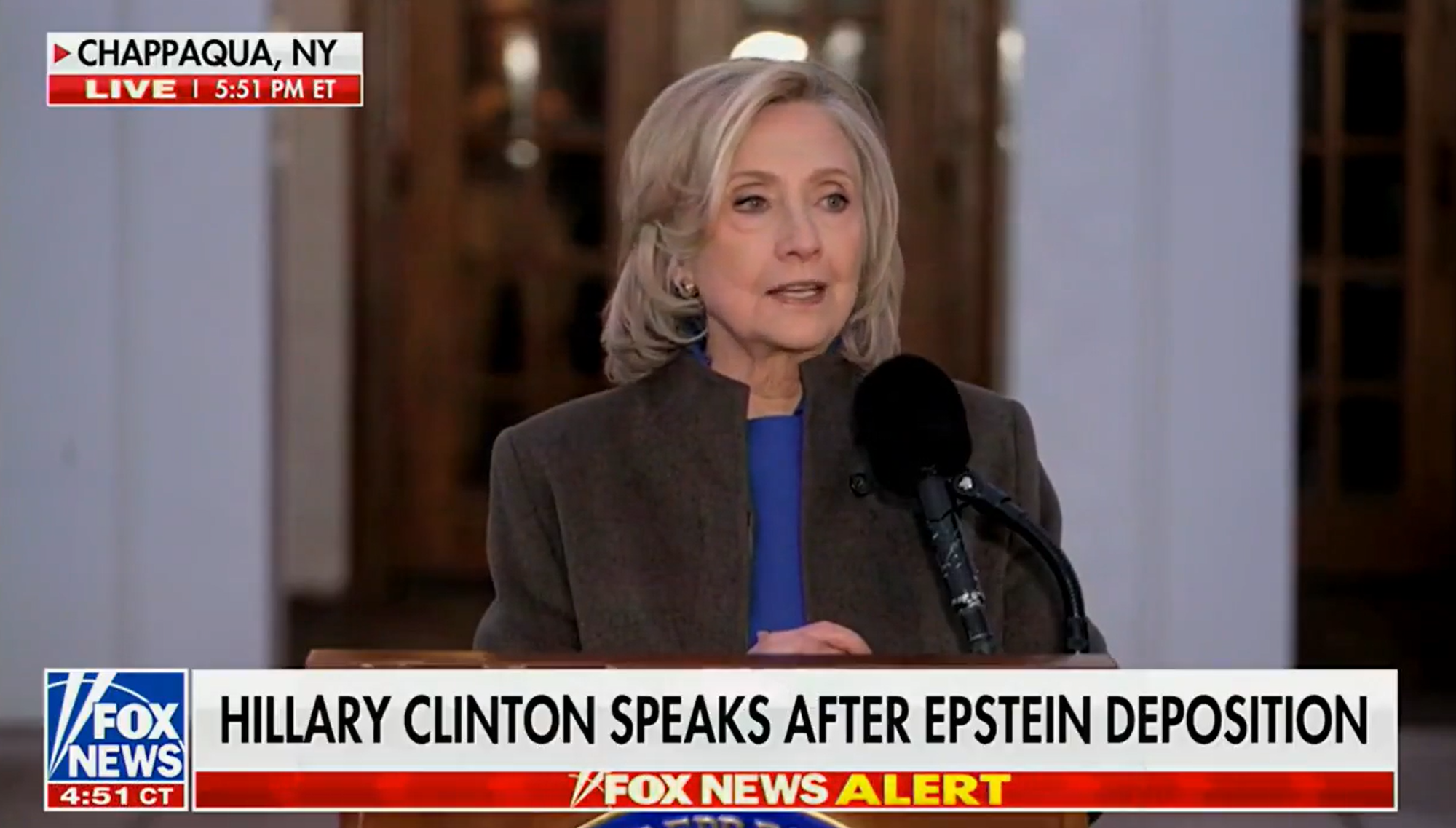 Kịch tính phiên điều trần của cựu Ngoại trưởng Mỹ Hillary Clinton về hồ sơ Epstein - Ảnh 1.