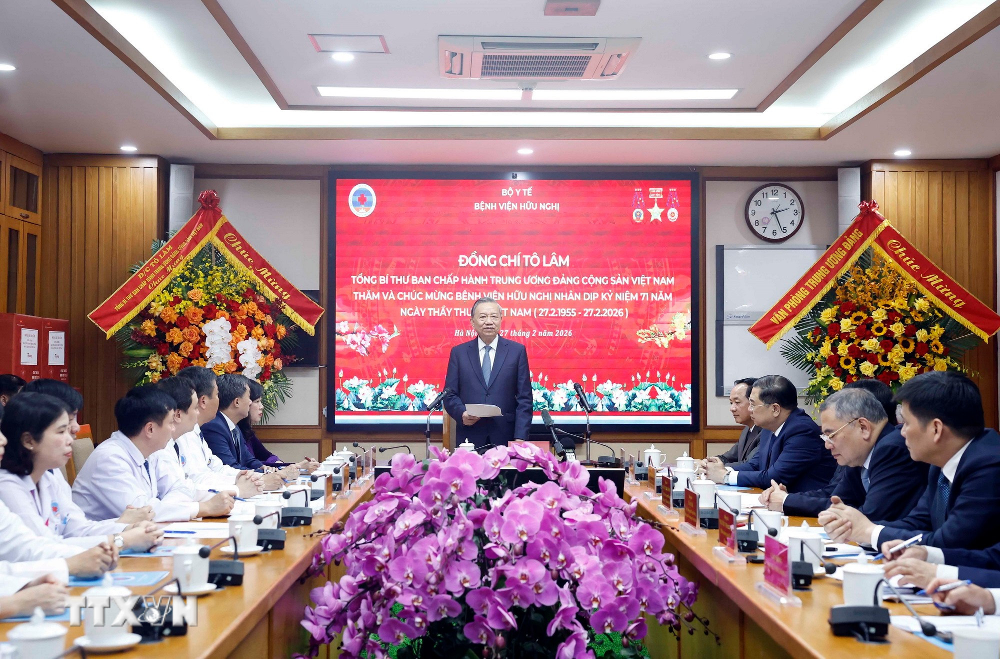 Tổng Bí thư Tô Lâm: Không để ai bị bệnh mà không được chăm sóc - Ảnh 1.