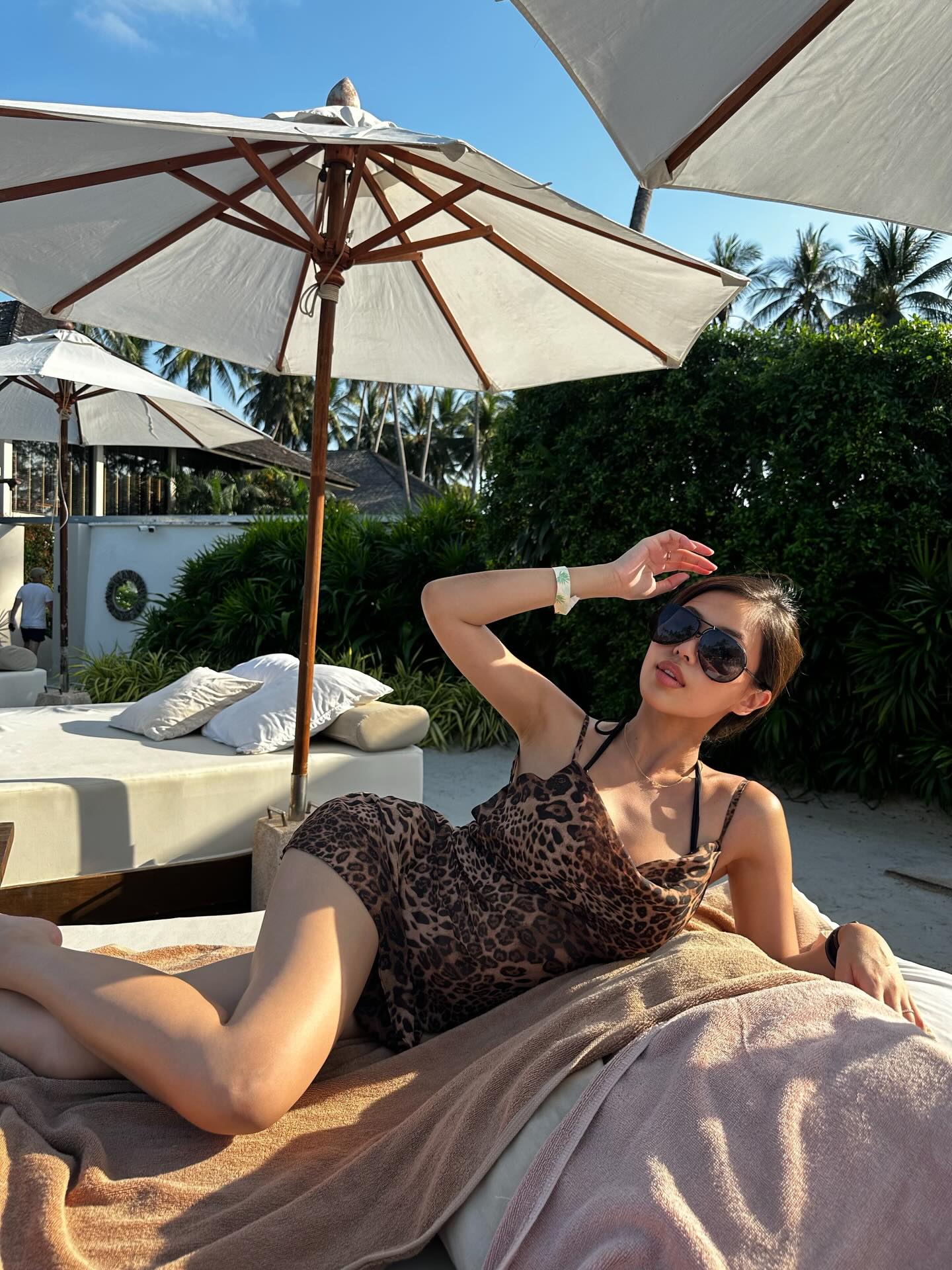 Ái nữ tỷ phú Johnathan Hạnh Nguyễn gặp tình huống éo le khi đi tuần trăng mật ở Thái Lan- Ảnh 1. Ái nữ tỷ phú Johnathan Hạnh Nguyễn gặp tình huống éo le khi đi tuần trăng mật ở Thái Lan- Ảnh 1.