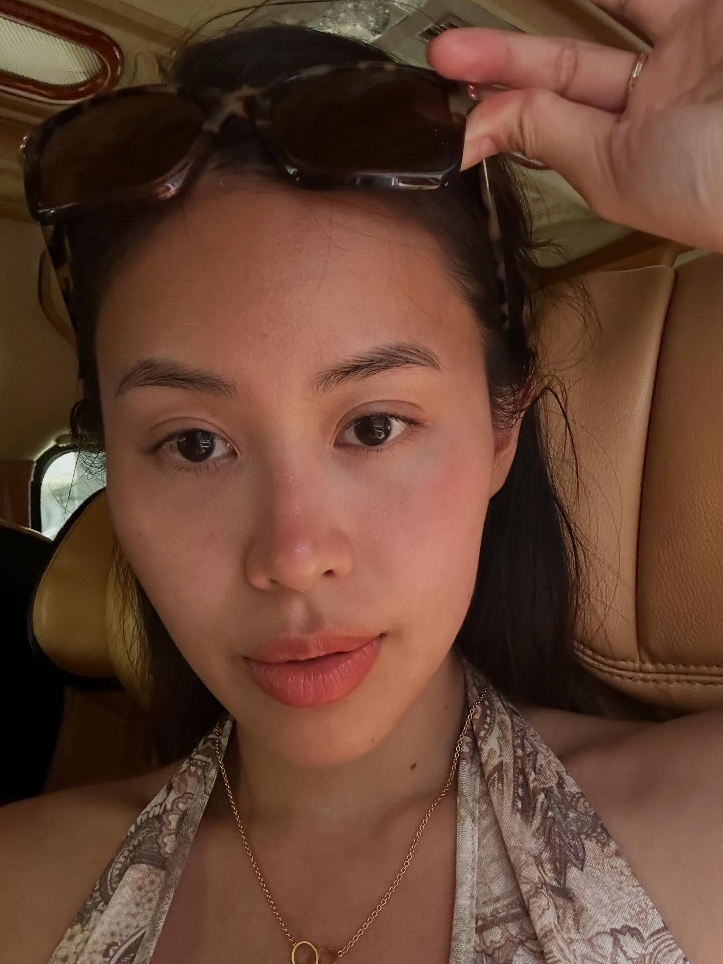 Ái nữ tỷ phú Johnathan Hạnh Nguyễn gặp tình huống éo le khi đi tuần trăng mật ở Thái Lan- Ảnh 6. Ái nữ tỷ phú Johnathan Hạnh Nguyễn gặp tình huống éo le khi đi tuần trăng mật ở Thái Lan- Ảnh 6.