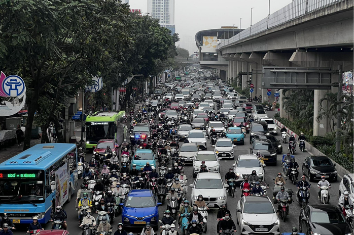 Hà Nội đặt mục tiêu chuyển đổi taxi điện 64 % vào năm 2026 - Ảnh 1. Hà Nội đặt mục tiêu chuyển đổi taxi điện 64 % vào năm 2026 - Ảnh 1.