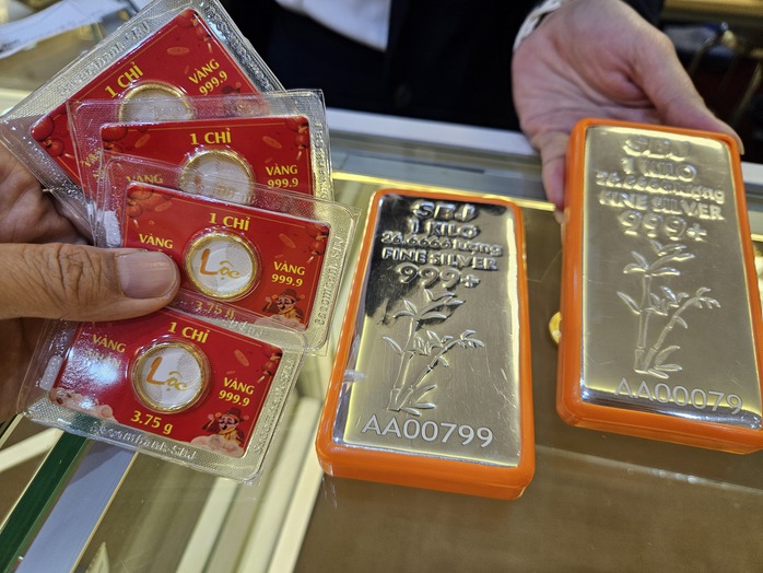 Dự báo mới nhất về giá vàng, bạc sau khi Mỹ - Israel tấn công Iran- Ảnh 1.