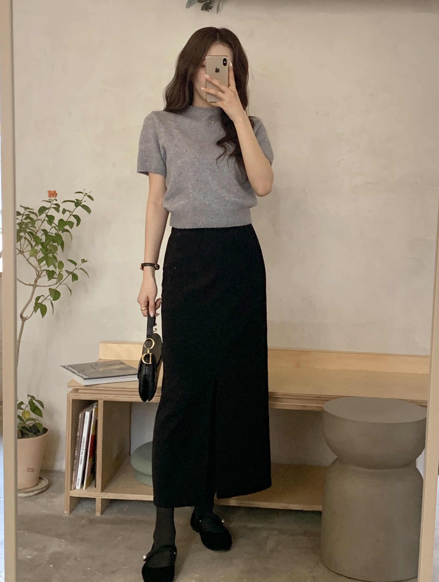 Trong muôn vàn mẫu chân váy, đây là 4 kiểu sang trọng nhất- Ảnh 2.