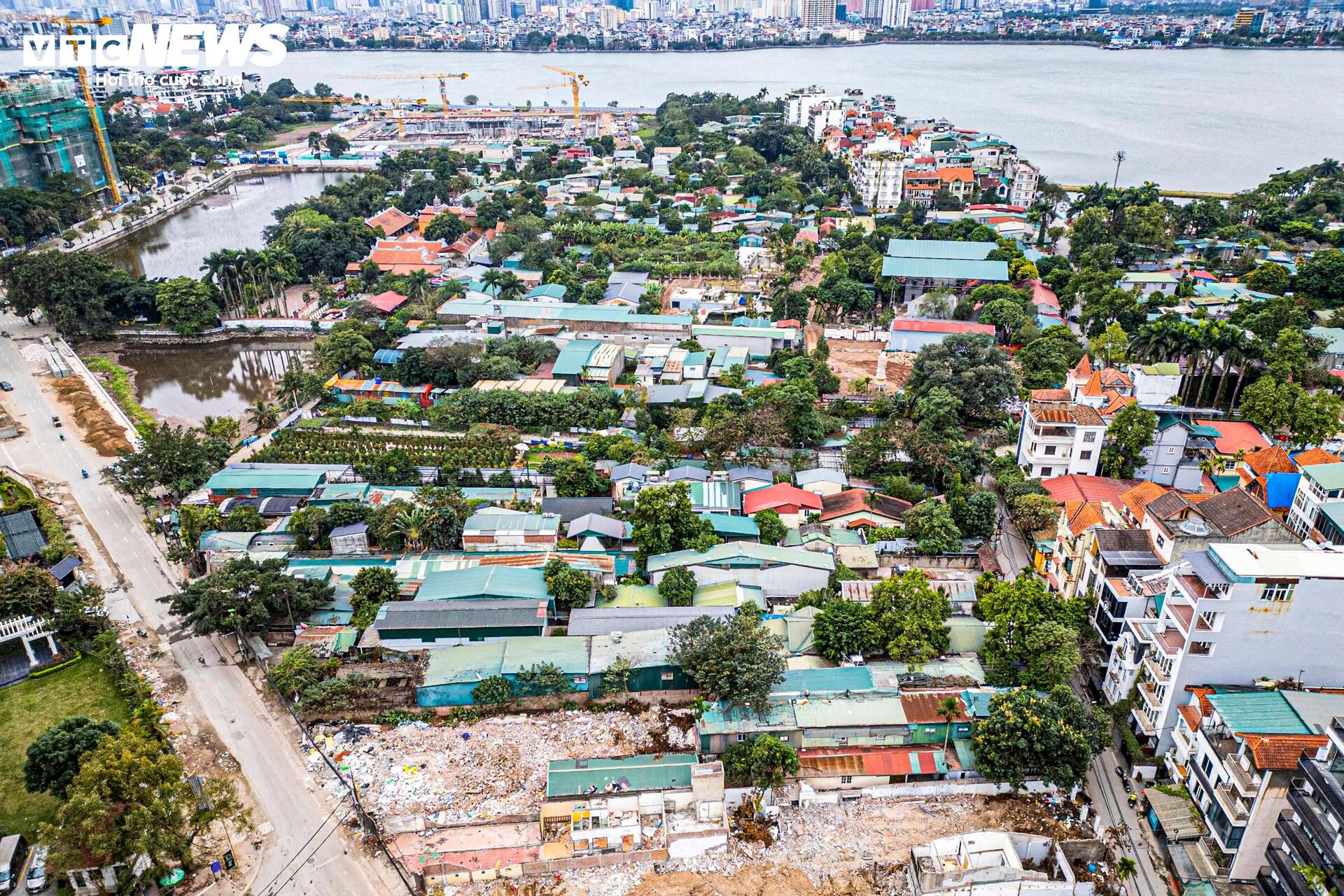 Tuyến đường rộng gần 100m ven Hồ Tây dần thành hình sau một năm thi công- Ảnh 10.