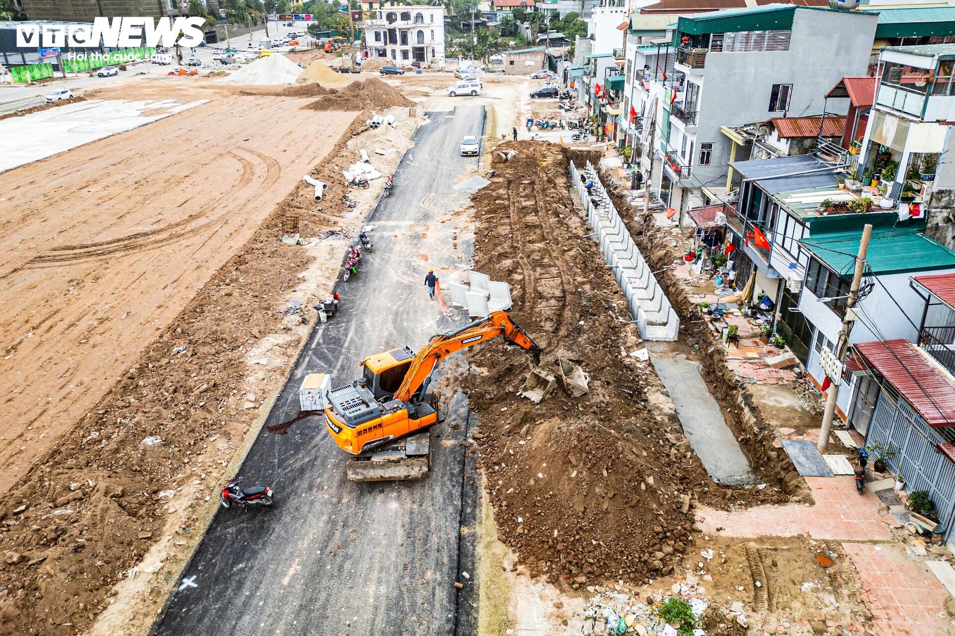 Tuyến đường rộng gần 100m ven Hồ Tây dần thành hình sau một năm thi công- Ảnh 4.