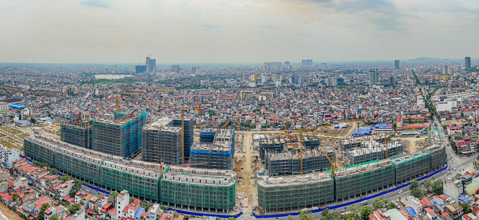 Sau khi Vinhomes của tỷ phú Phạm Nhật Vượng bán hàng nghìn căn nhà ở xã hội, thành phố nhỏ nhất Việt Nam sắp có thêm dự án hơn 1.100 tỷ - Ảnh 1.